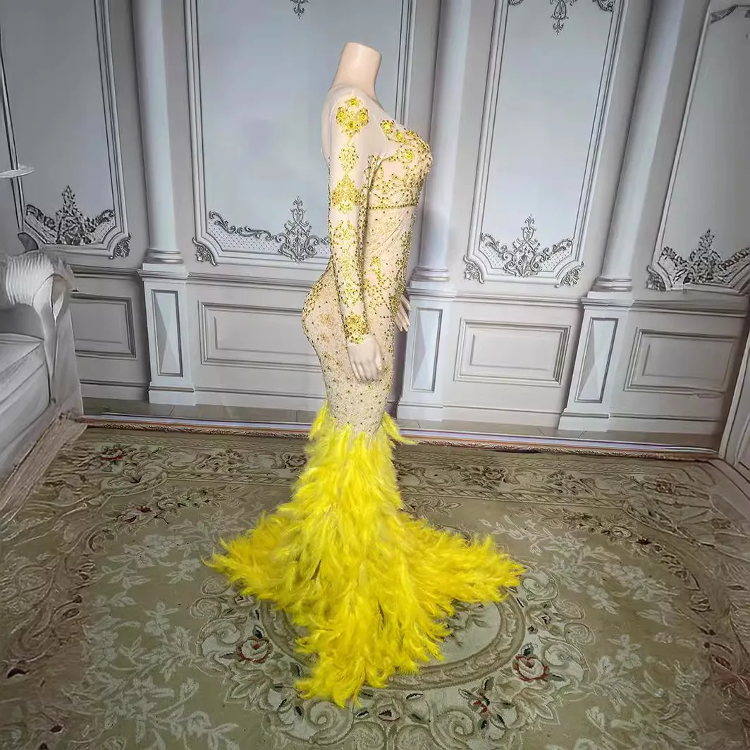 노란색 오라 퀸 깃털 과장된 무대 공연 드레스 레드 카펫 패션쇼 공연 드레스 Vestidos Para Festas De Luxo
