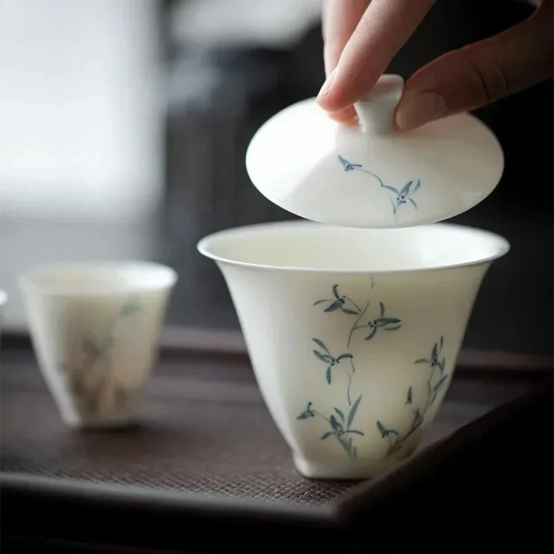 Porcelain Hand-painted Orchid Gaiwan Cover Bowl White and Blue Ceramic Tea Making Bowl Chinese Style Simple Tea Cup