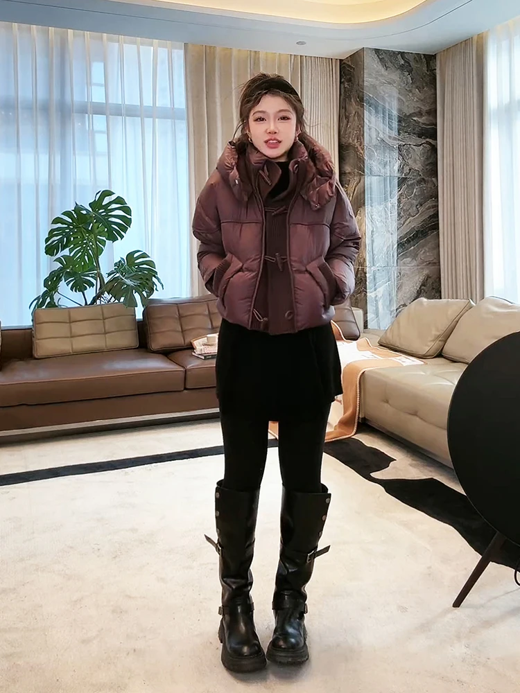 

Теплоизолированный белый гусиный пух Jaet ME【Сумка в форме полукоса】Угорский белый гусиный бархат Высококачественный универсальный пуховик MEQA548