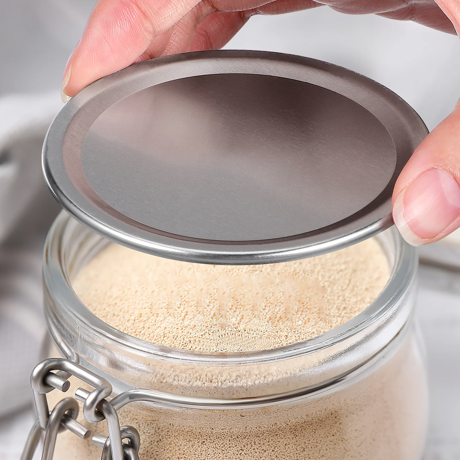 

24Pcs Solid Caps Easy to Use and Decorate Meet Daily Needs Food Safety Jar Lids Sealing Caps for Bottles