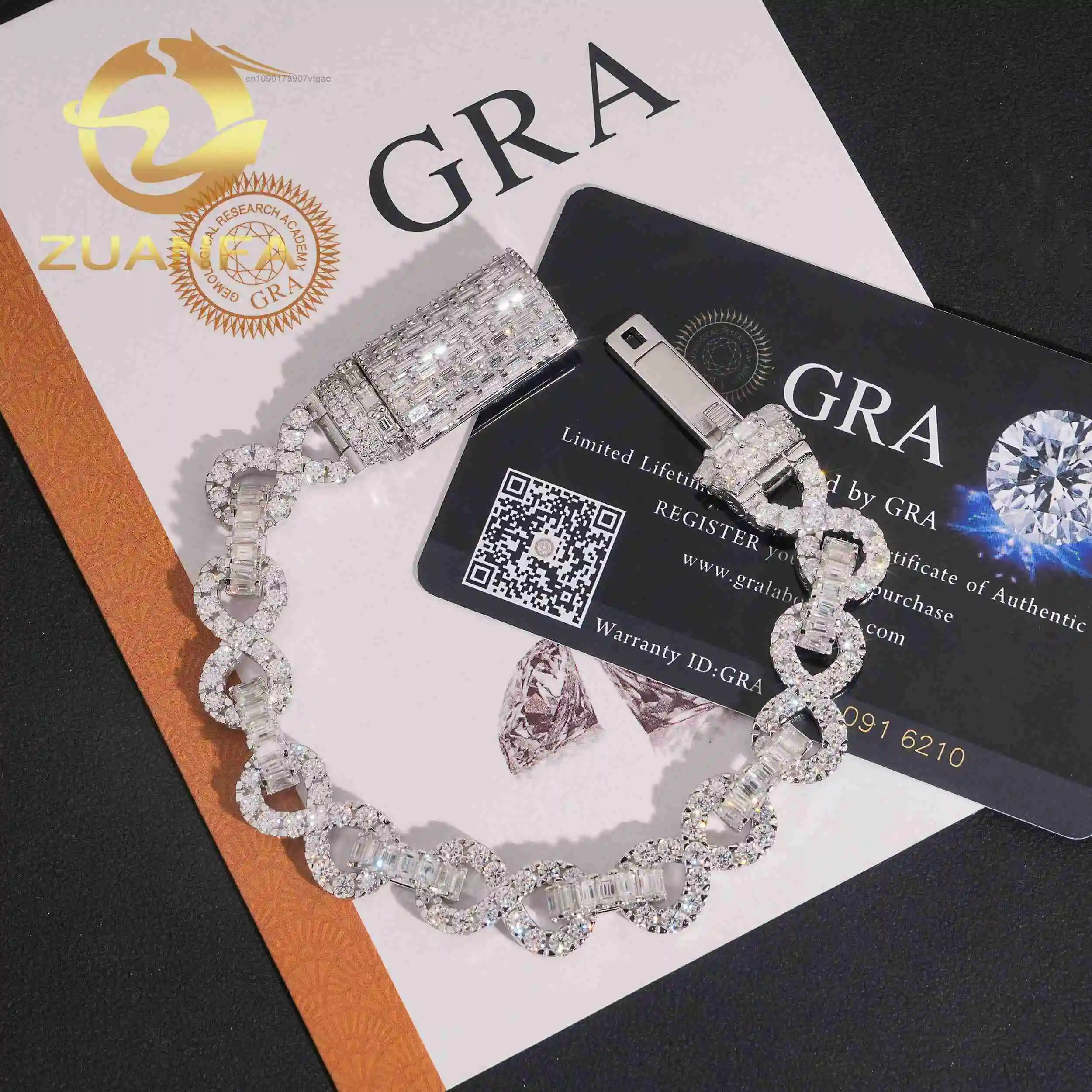 New 10MM Desig High End Moissanite Cuban Link Bracelet Hip Hop Bracelet 925 Silver Iced Out Cuban Link Bracelet GRA Certificate.