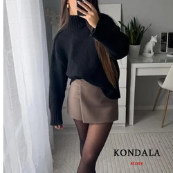 TRAFZA Vintage Split Mini Shorts Skirt Women Fashion 2024 Front Pockets High Waist Office Lady Shorts Elegant Irregular Skirts