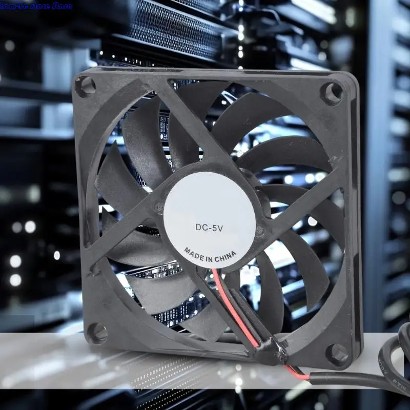 D0UA QUIET 1900RPM 80mmコンピューターキャビネットネットワーキングストレージデバイスの冷却用ファン