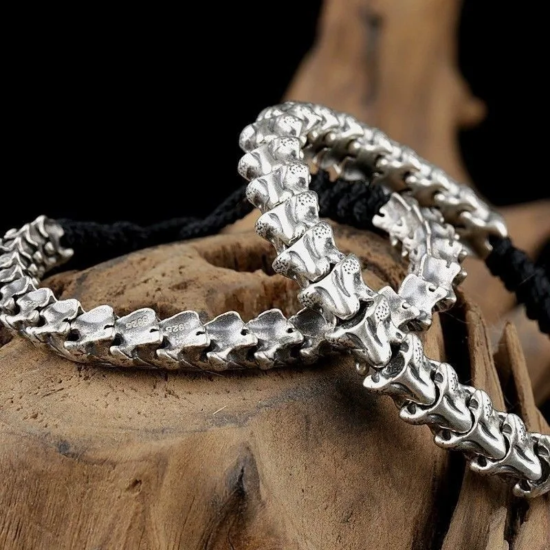 

2026 Retro Punk Spine Snake Bone Bracelet, Personalized Trendy Dark Accessories, Women's Trendy Nightclub Accessories