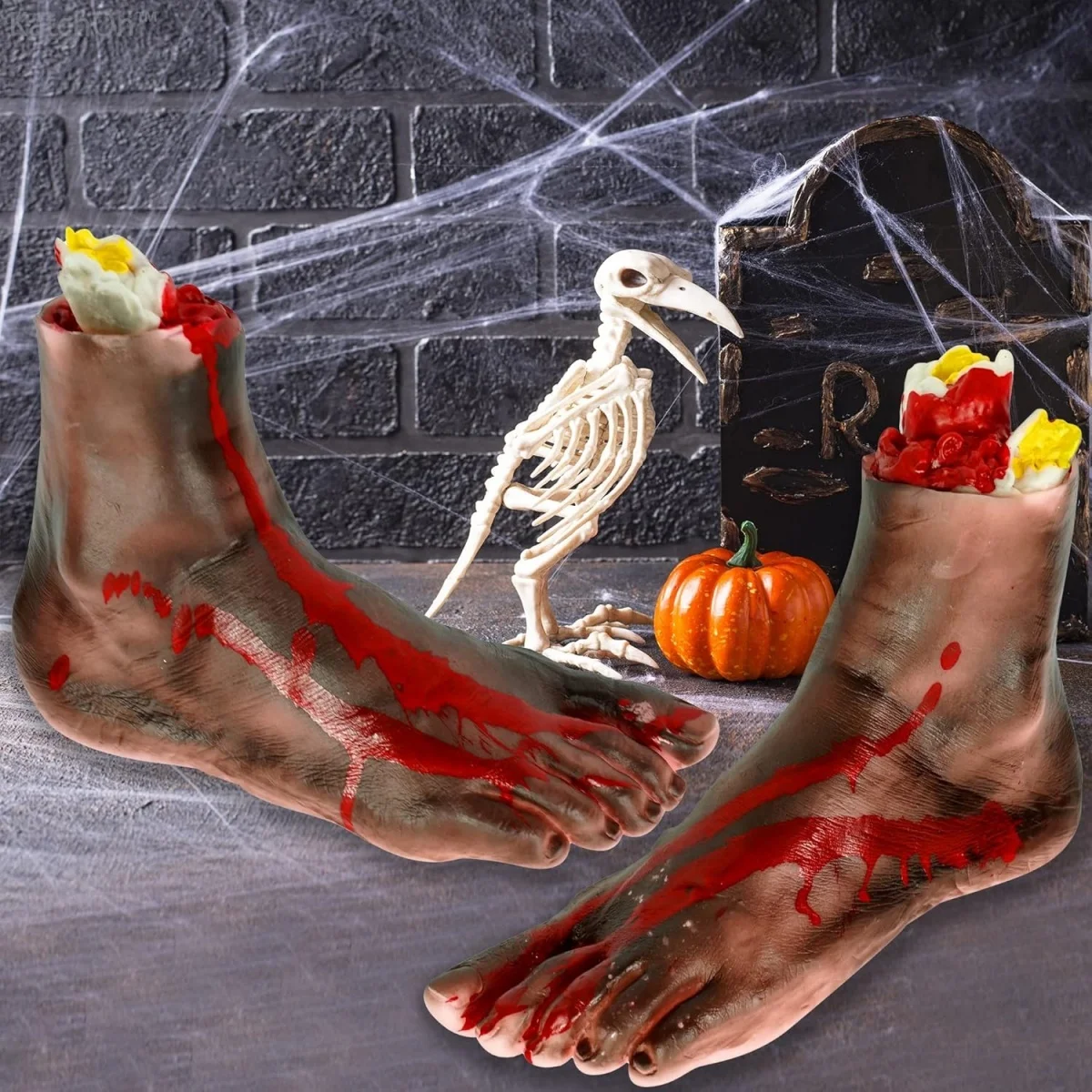 2Pcs Realistic Halloween Fake Feet Prop Bloody Body Parts Blood Zombie Foot for Cosplay Halloween Props Decorations