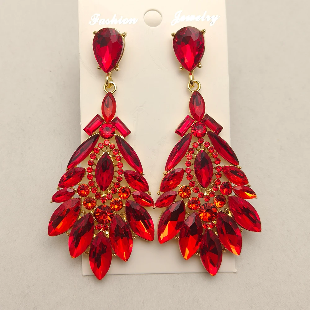 

Luxury Woman Earrings Gorgeous Ladies Pageant Bridesmaids Gift Champagne Crystal Rhinestone Stones Red Accessories Jewelry