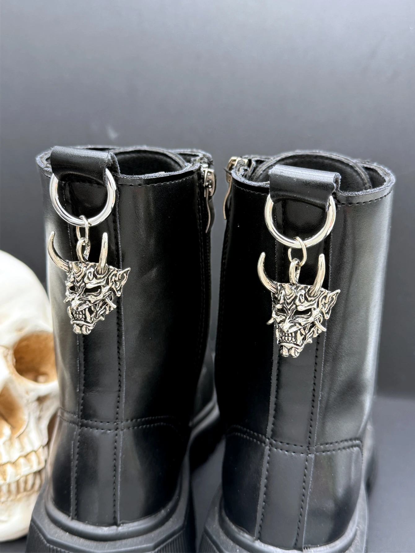 2 sets of zinc alloy mask boot accessories, Gothic Martin boot pendant accessories - suitable for boots and sneakers