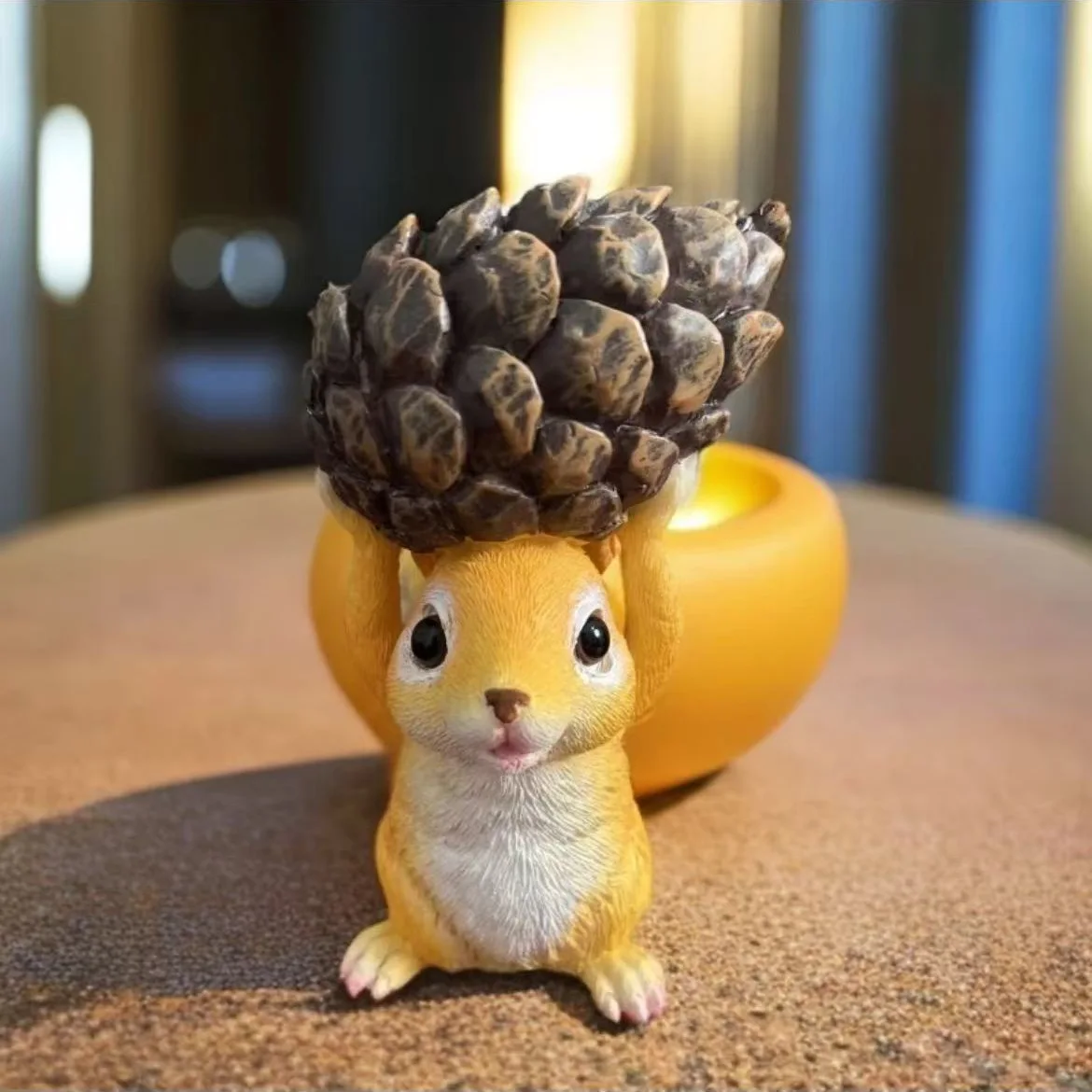 

Cartoon Squirrel Holding Pinecones Tabletop Ornaments Animal Figurine Home Decorative Outdoor Garden Courtyard Park Sculpture