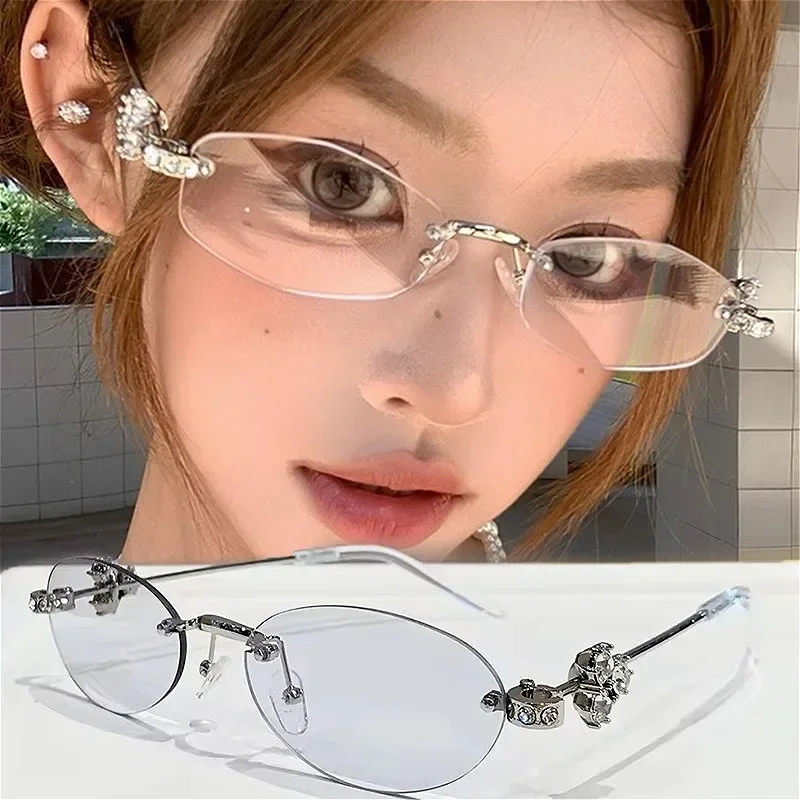 Gafas sin marco a la moda para mujer, montura de gafas de moda con tachuelas de diamantes personalizadas de cara pequeña, estilo puro deseo de alta gama