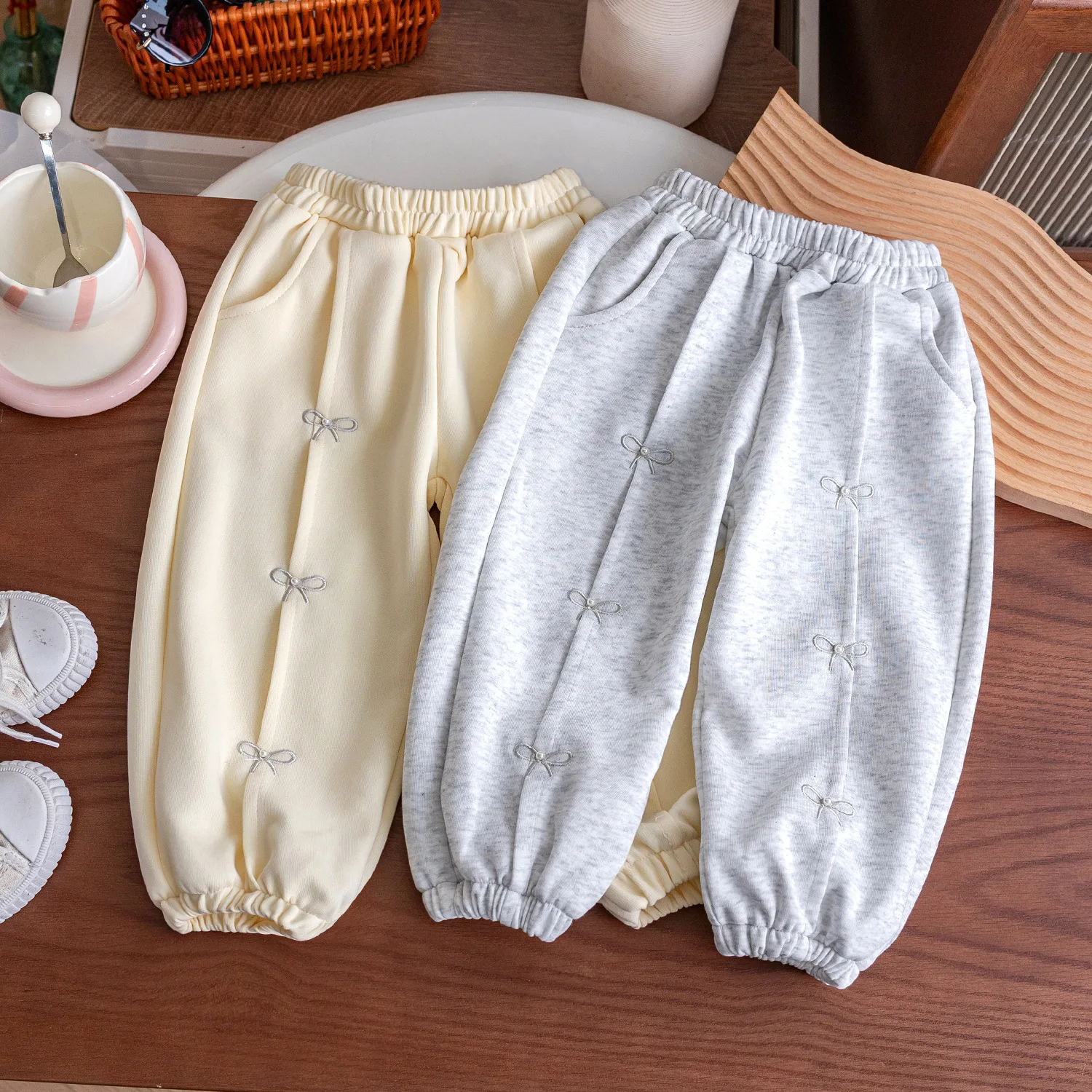 Girls' Spring Wear Bathroom Pants 2026 New Women's Treasure Fashion Korean Bow Embroidered Leg Tights