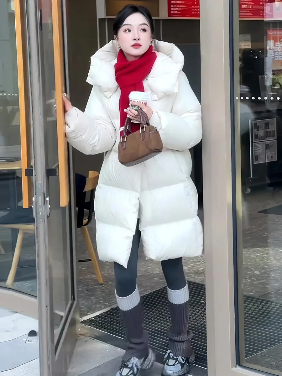 

Корейская женская пуховая куртка средней длины с капюшоном, новинка зимы 2025, свободного кроя, стройнящая, белая, теплая верхняя одежда