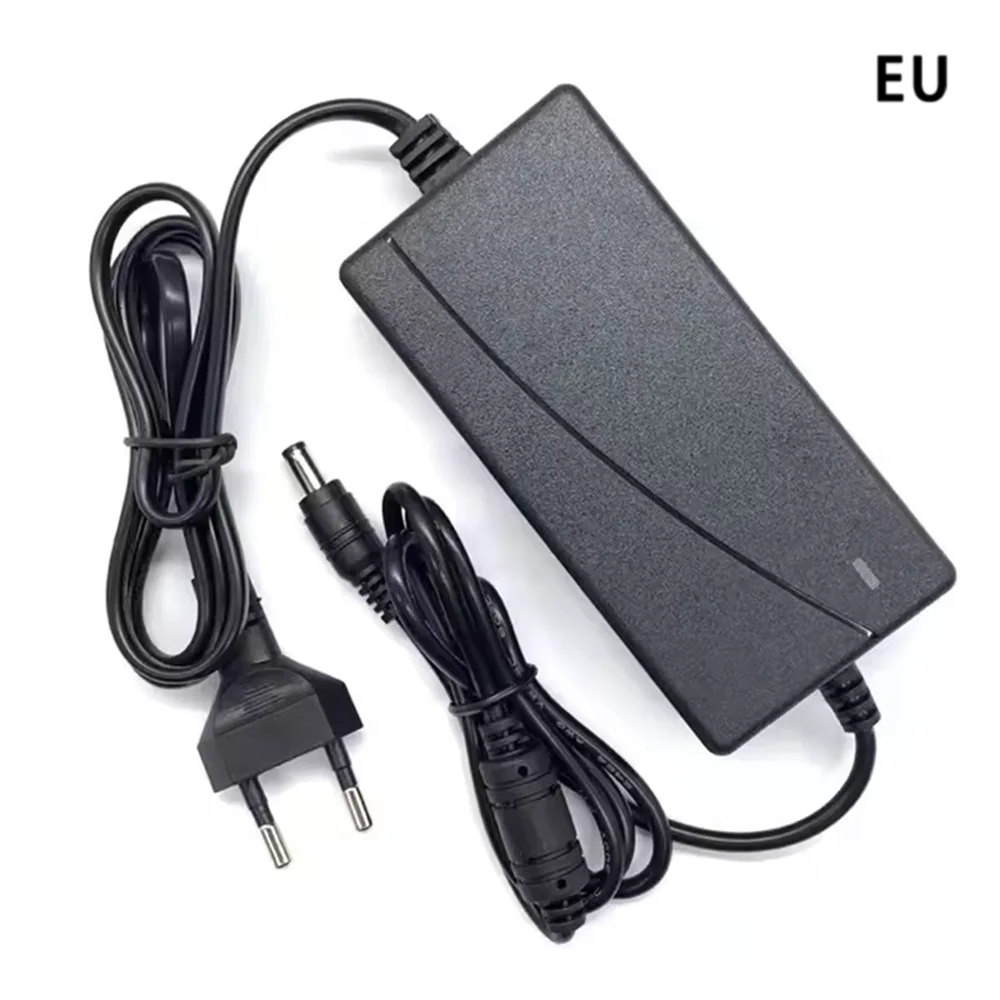 2024 Newest 12V 5A power adapter 5000mA 100V-240V 60W Converter  AC DC 12V 5A 2.1mm*5.5mm DC Plug Power Adapter for CCTV WiFi