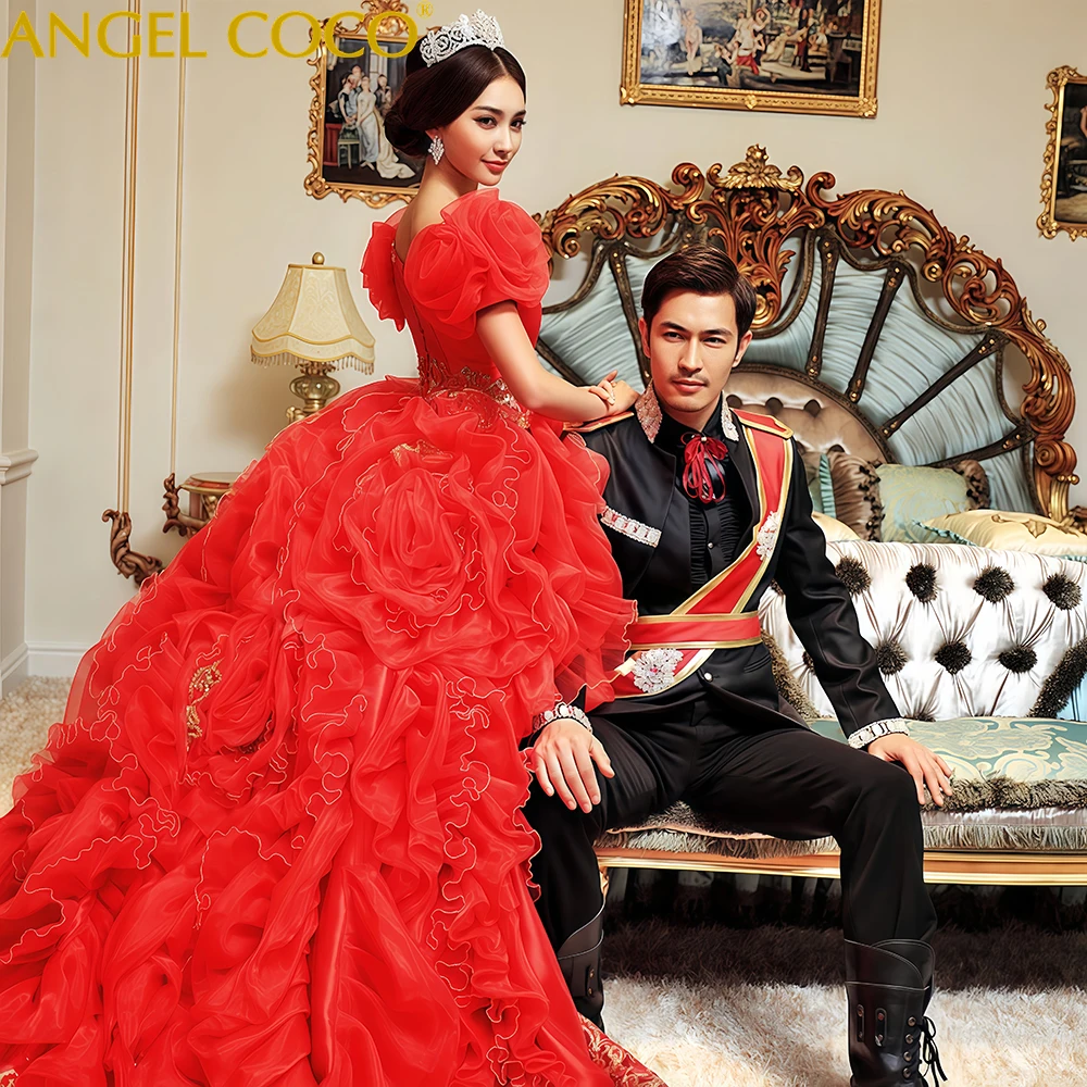 فستان زفاف فاخر المحكمة الملكية الأحمر الذهبي الموضوع التطريز كاتدرائية زي العرائس الكشكشة خمر الملكة فيستدو دي نوفيا 2025