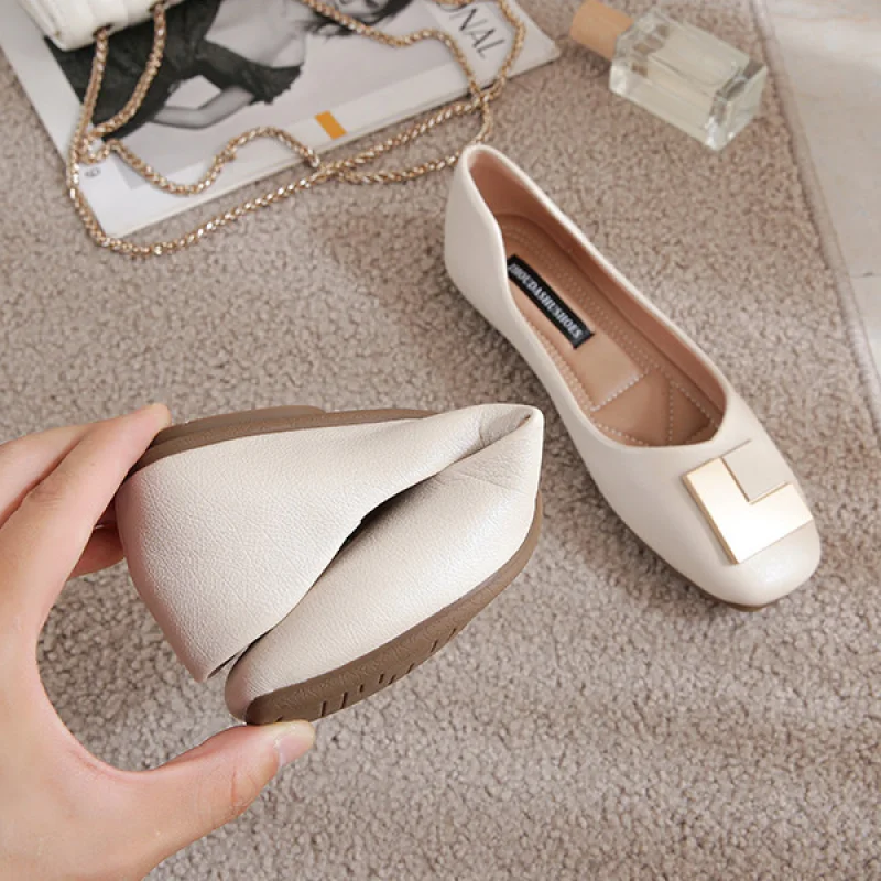 Plus Size 33-43 Women Flats Low Heel Pumps Office Lady Basic Loafer Shoes Buckle Chain Soft Soles Slip on Girls Fashion A68