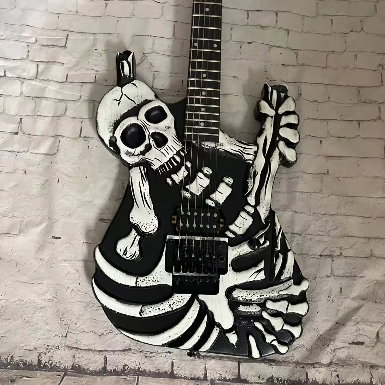 Electric Guitar 6-Chord Skeleton Carving Edition, Black Body, In Stock