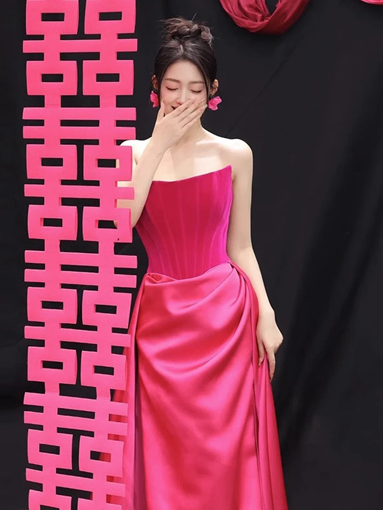 Rose Strapless Vestidos de noite, Trem de cetim, Draped lindo A Line Backless, Festival Party, Prom Gowns, Novo, 2024