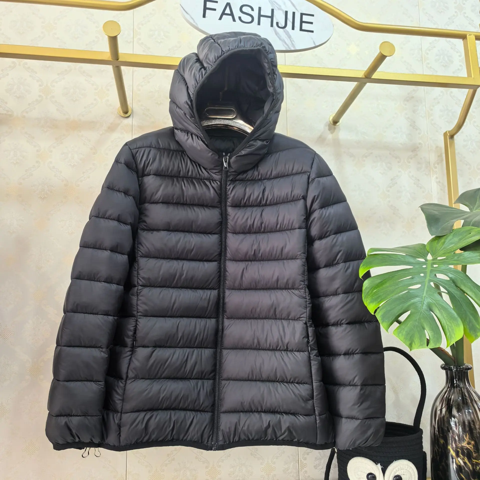 2025 Autumn and Winter New Lightweight Cotton Clothing for Women Hooded Cotton Jacket Outdoor Casual Hooded Soft Shell Cotton