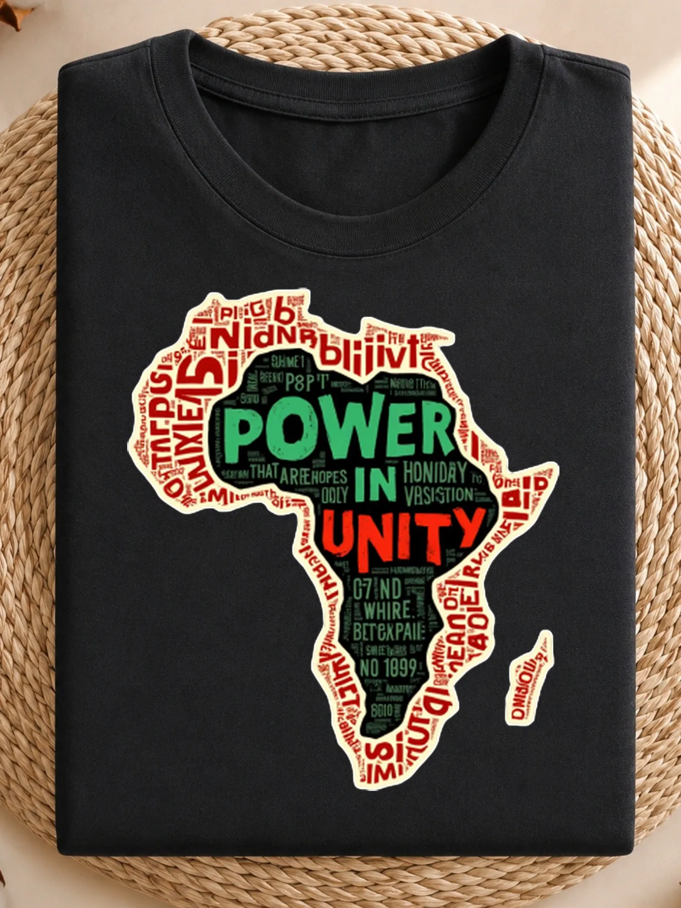 T-shirt graphique d'été pour homme, décontracté, coupe oversize, imprimé avec la forme d'une carte d'Afrique et le slogan « Power In Unity » en typographie