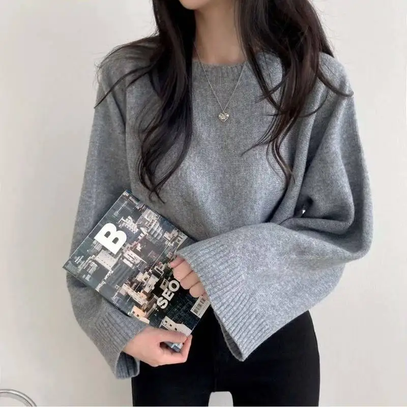 

New Autumn and Winter Design Niche High-waist Short Sweater for Women Solid Color Versatile Knitted Long-sleeved Top