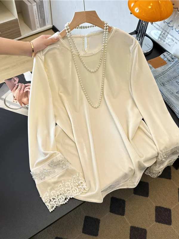 

Chinese Sle Embroidered Velvet T-irt Lace Patchwork Base irt Inner Wear Top Autumn Season Straight Cut Long Sve roun...