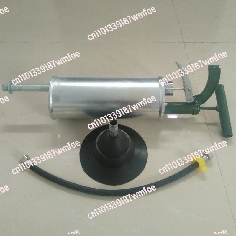 A Dredger for A Clogged Toilet, A Squatting Toilet, It Is Suitable for Professional Toilet Tools To Clear The Toilet