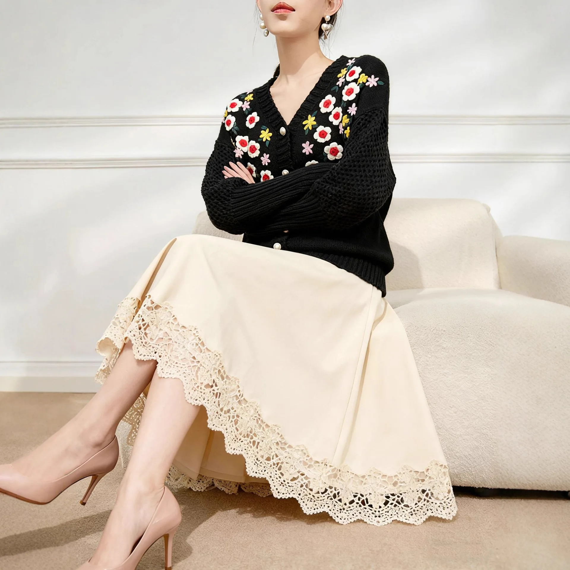 الفرنسية الرجعية نمط الصناعة الثقيلة زهرة التطريز سترة مشغولة من الصوف الخريف والشتاء سترة المرأة الجديدة #3