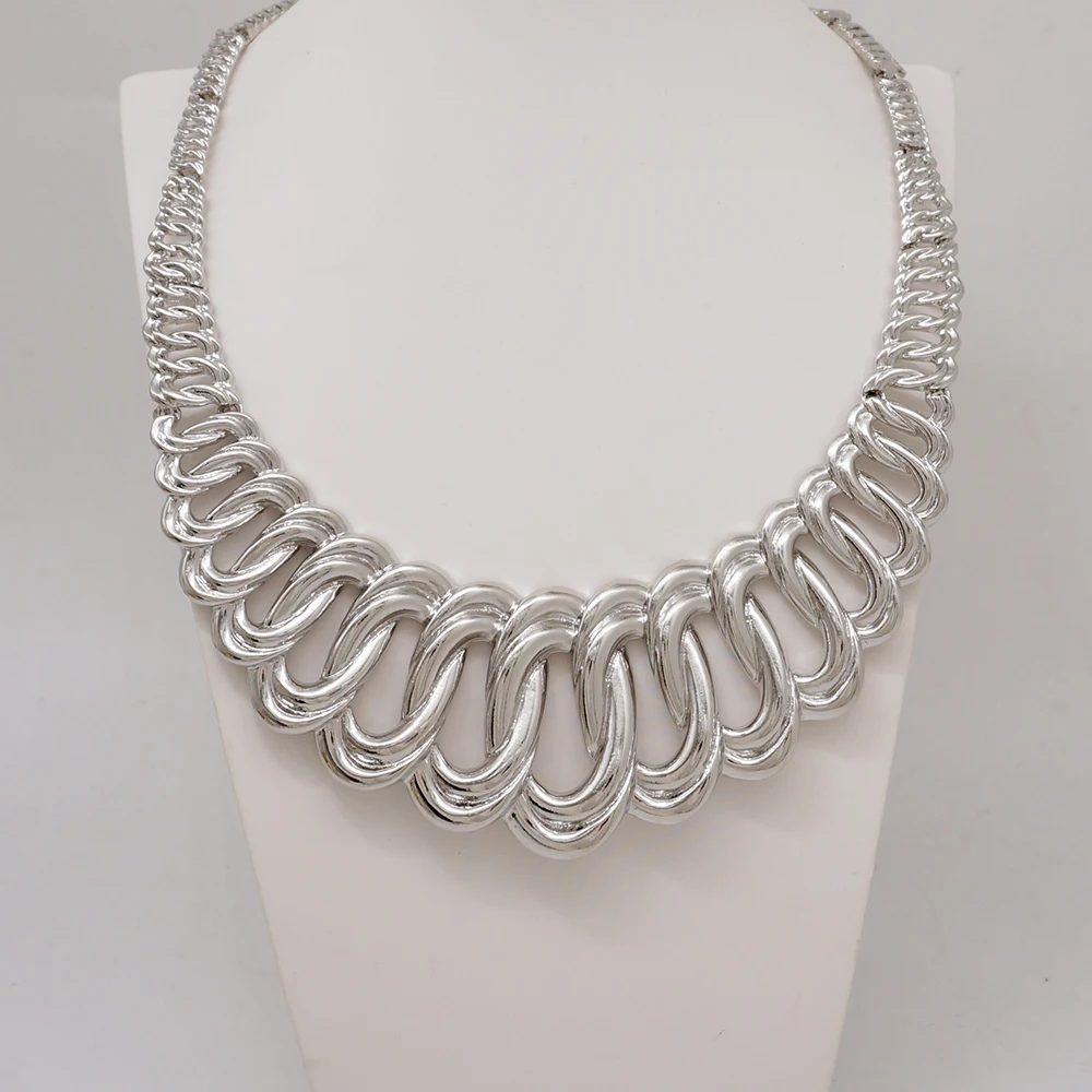 Trendige Dubai Silberfarbene S – Women Accessories Dubai Bewertung und Preis