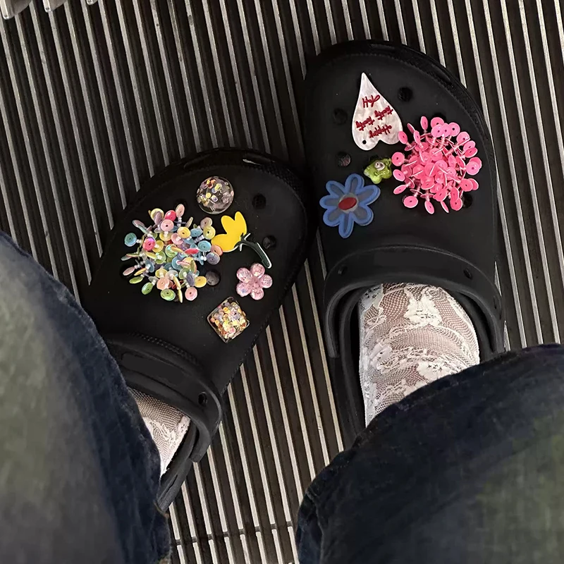 Summer Colorful Clogs Shoe Decorations Women 2026 Sequin Flower DIY Shoe Decoration Woman Fashion Letter Heart Shoe Charms Sets