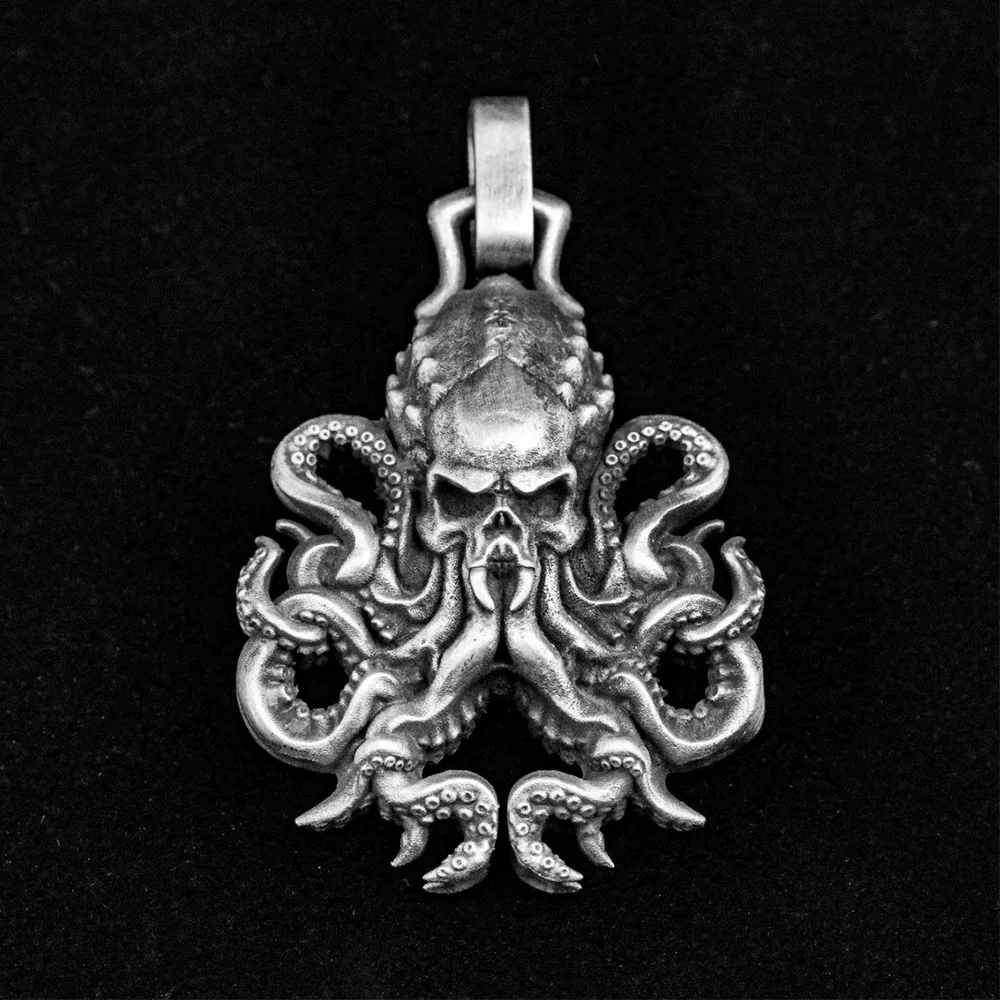 

Europe and America Stainless Steel Silver Color Punk Style Cthulhu Mythology Skull Necklace Men's Octopus Sea Monster Necklace