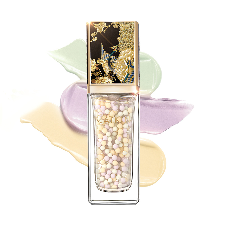  CATKIN Makeup Summer Palace Luxurious Toning & Illuminating Primer, a three-colour blend containing naturally derived ingredient 