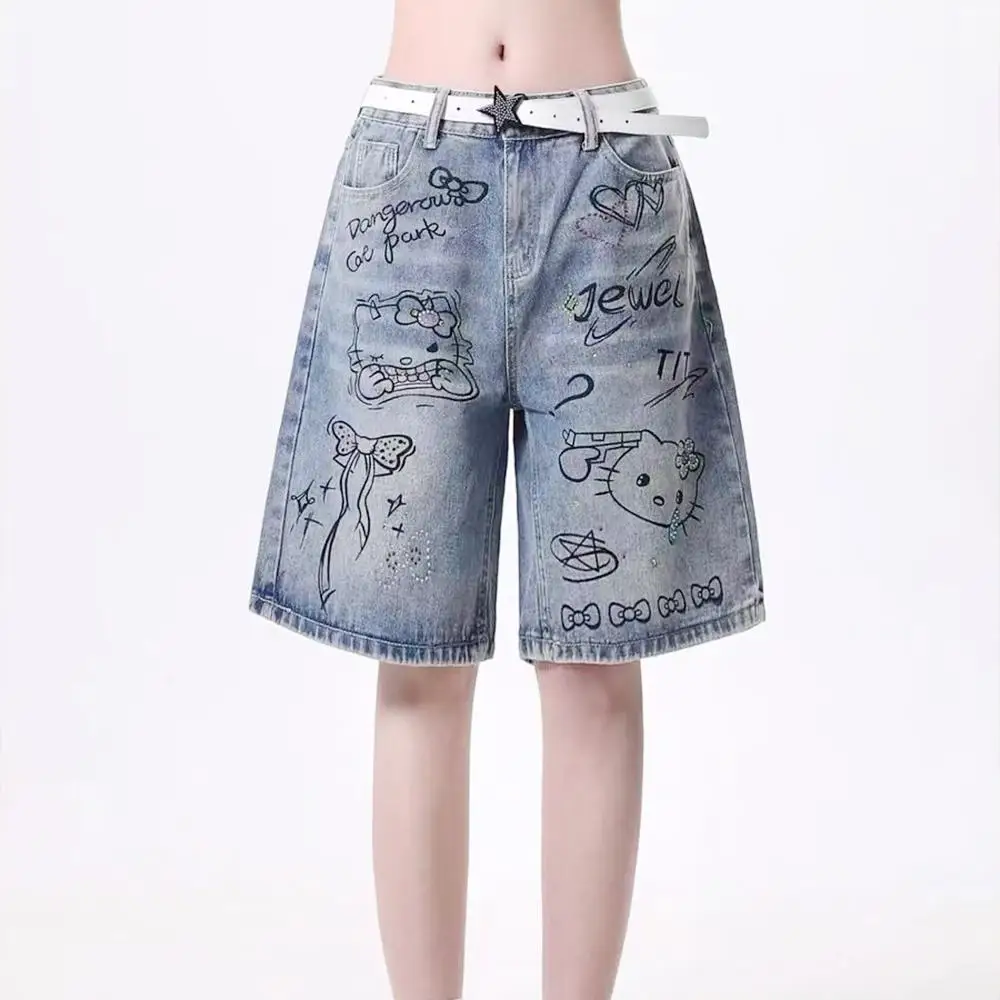 2025 Y2K Hello Kitty Pantaloncini jeans estivi da donna Pantaloncini per ragazze calde Sanrio Cartoon femminile Nuovi pantaloni medi dritti a gamba larga larghi