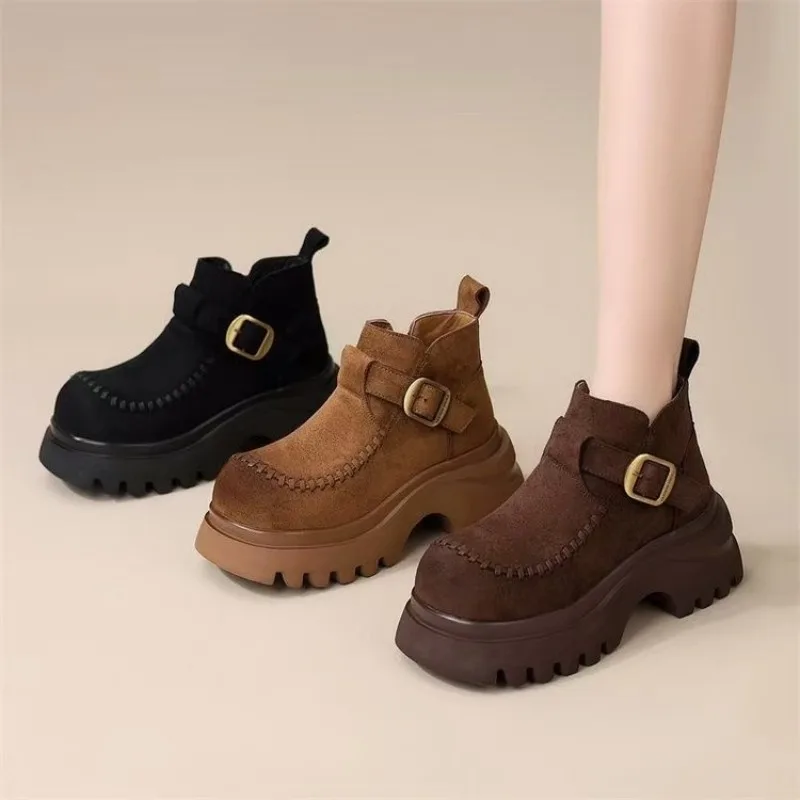 Autumn Women Retro Suede Chunky Platform Ankle Boots ,Buckle Strap Side Zipper Hand‑Stitched Vintage Casual Short Booties