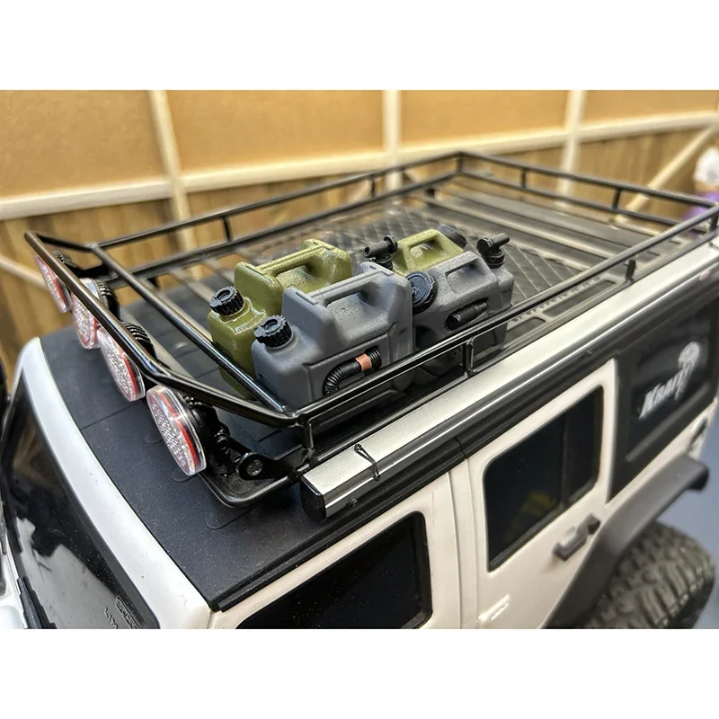 1PCS Mini Camping Oil Barrel Luggage Rack Decoration for 1/10 RC Crawler Car Traxxas TRX4 AXIAL SCX10 RC4WD
