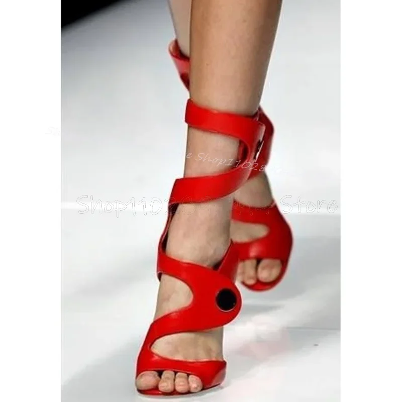 

Red Hollow Design Metal Decor Open Toe Sandals Boots Button Strap Women Shoes Thin High Heels Fashion 2025 Zapatos Para Mujere