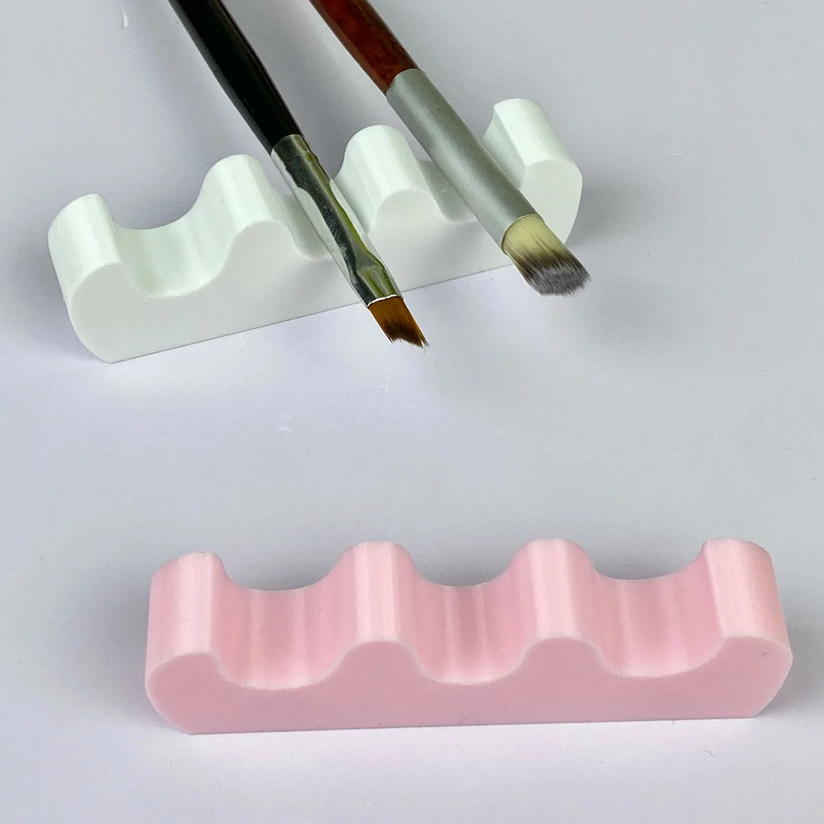 Nail Art Brush Holder Stand 3 Grids Nail Painting Pen Holder Manicure Pen Rest Stand Shelf Display Manicure Tools