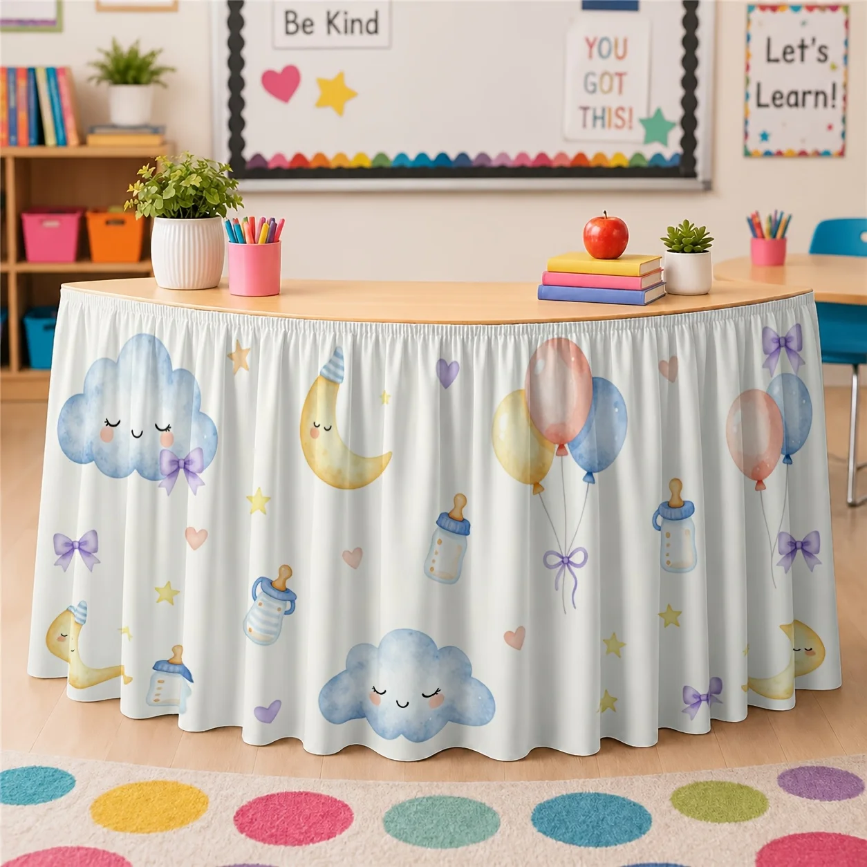 One tablecloth with the pattern of clouds, moon, balloons, bottles, hearts and bows is suitable for restaurants.zyc