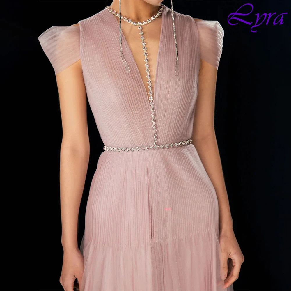 ชุดราตรีทรงเอไลน์ คอวี แขนสั้น ดีไซน์หรูหรา สง่างาม แฟชั่นทันสมัย สไตล์ดารา ให้ลุคสง่างาม เหมาะสำหรับงานปาร์ตี้