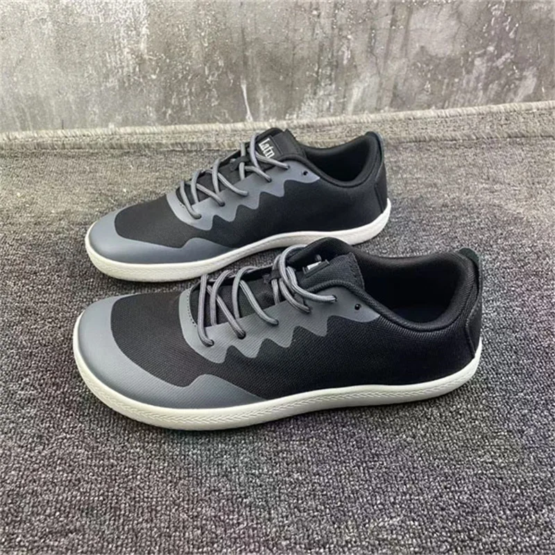 

Best-selling men's wide-fit flat-soled outdoor walking shoes Lightweight hiking and leisure footwear for jogging and walking