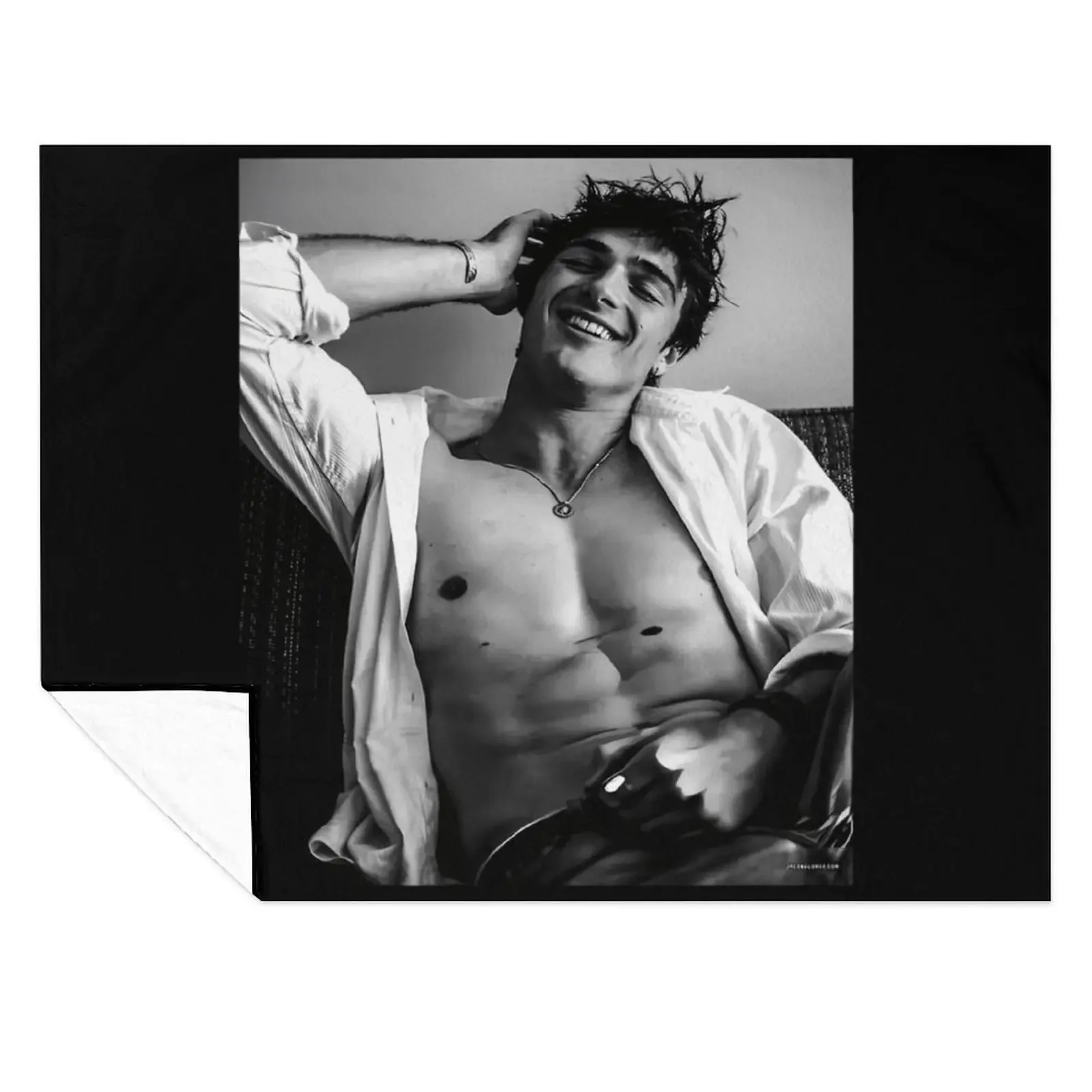 

jacob elordi Throw Blanket for winter Fashion Sofas warm winter Thermal Blankets