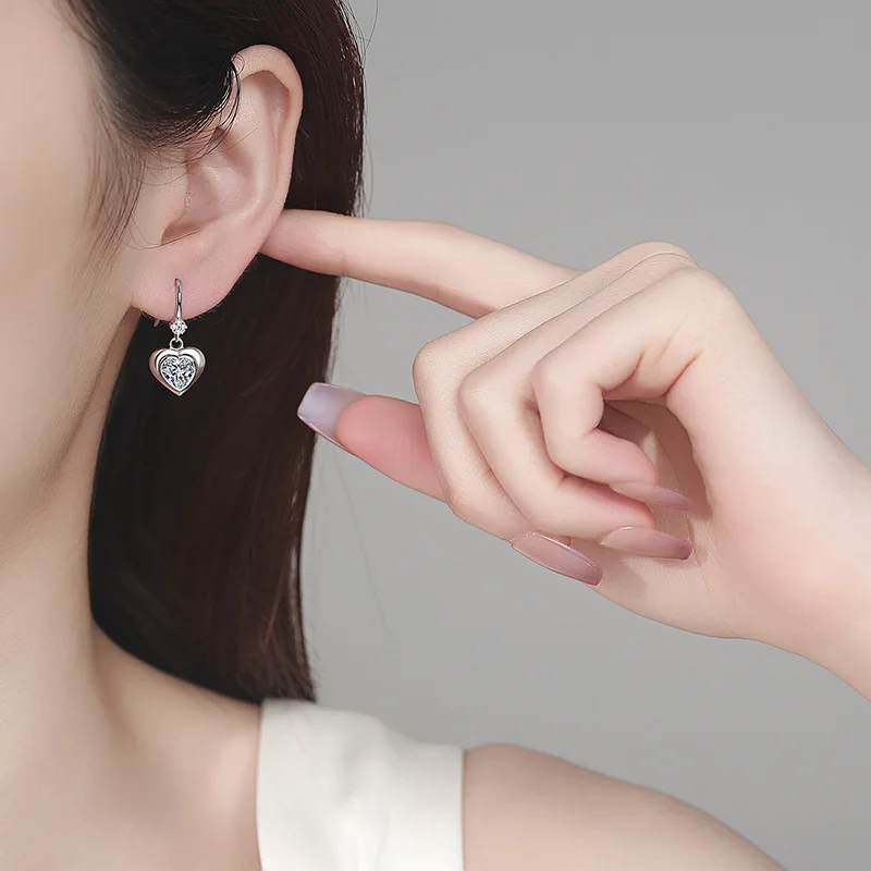 

Серьги-сердечки женские 2.08CT Муассанит PT950 Платина - Ослепительный бриллиант, полная аура, стиль для банкета