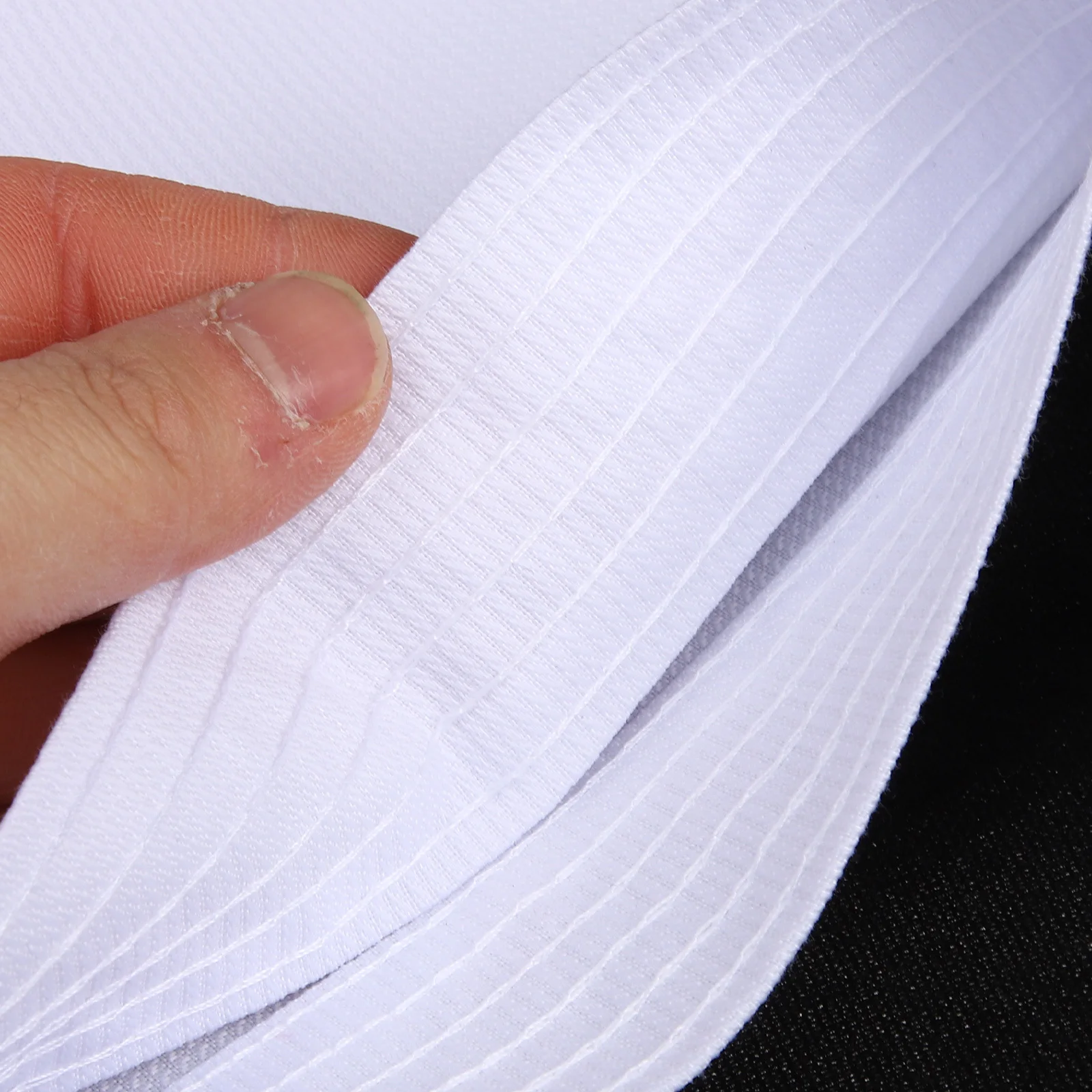 

1Set Premium Karate Uniform Wearresistant Training Gear Comfortable Collar Elasticated Pants for Adults Fitness Costume