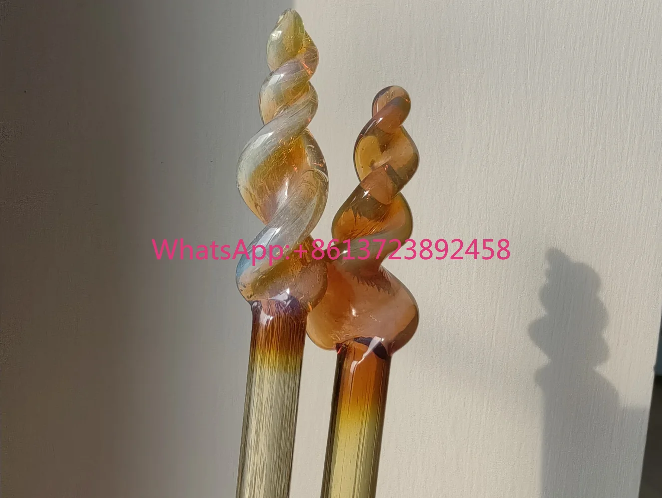 

Domestic high borosilicate glass color-changing stick, experimental color flame mist, amber & reddish purple