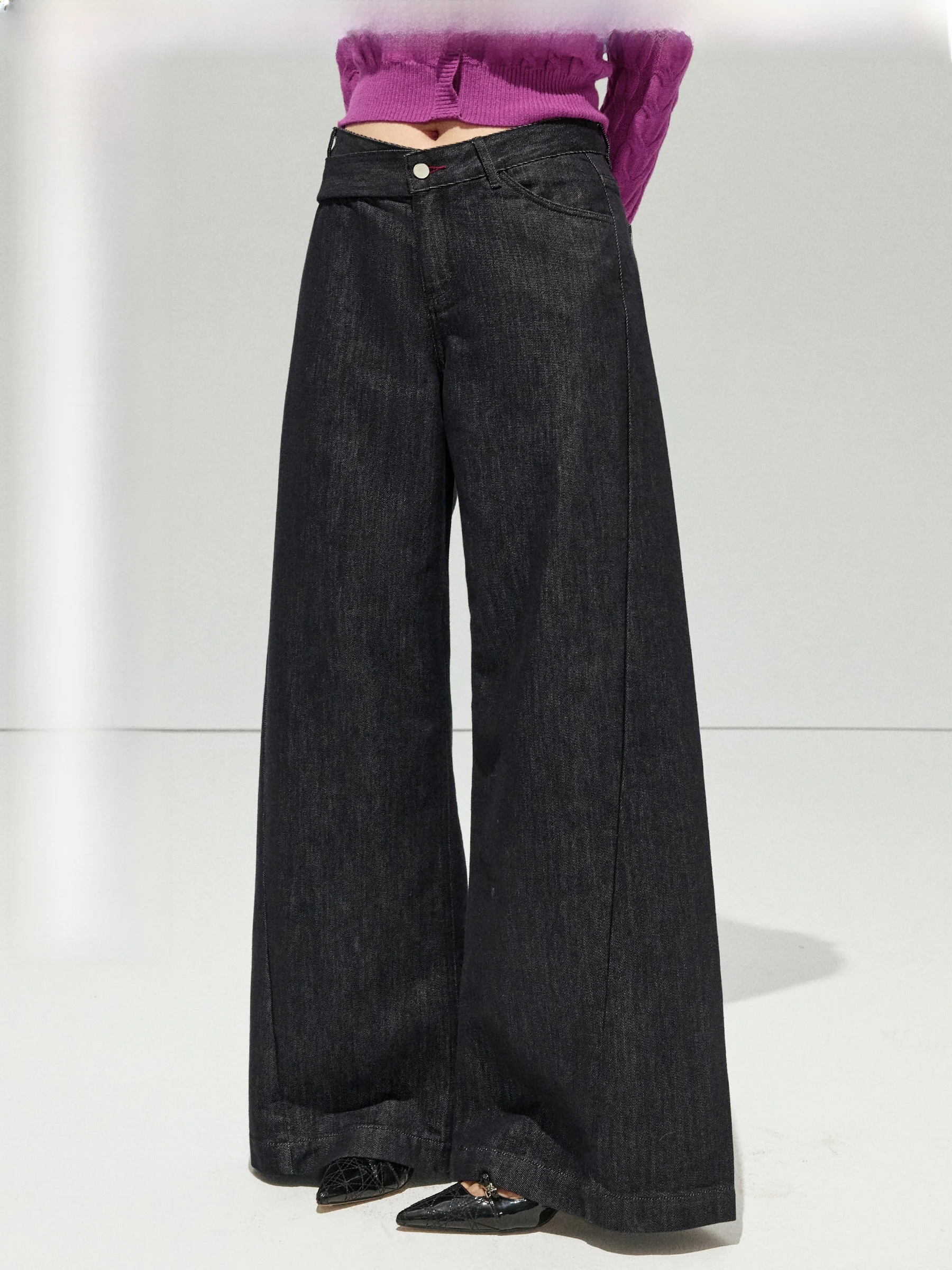 

JULULOOK Casual Large Size Denim Pants V-ape Intersecting Waist Design for Plump Women Comfortable Cotton Blend Wide Leg Jeans