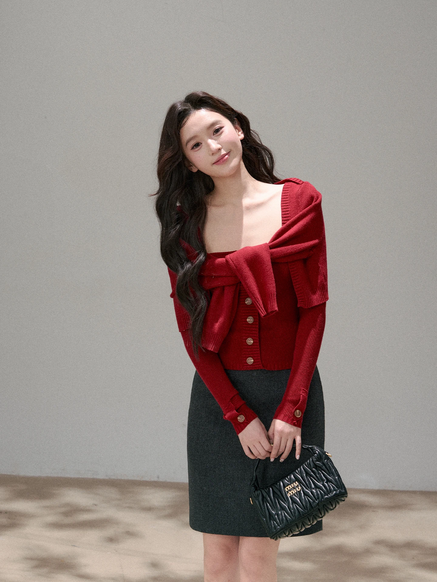 

OIOI E Women's Red Knitted Sweater Low Ne Casual Sle Fake Two-Piece awl Spring Season Slimming Base Layer Top