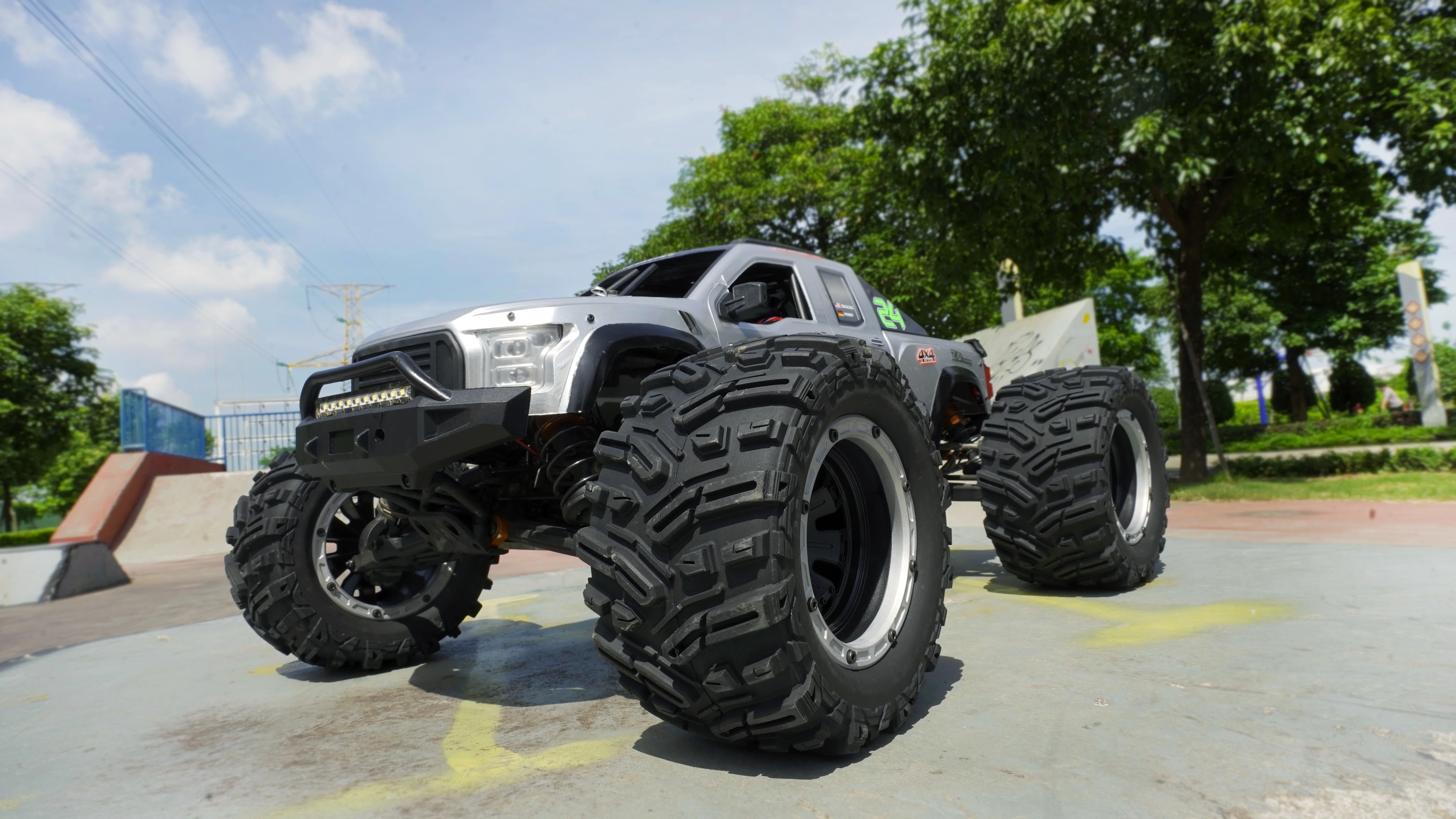ZD Racing MX07 MX-07 1/7 4WD 8S Brushless MONSTER TRUCK Buggy Off