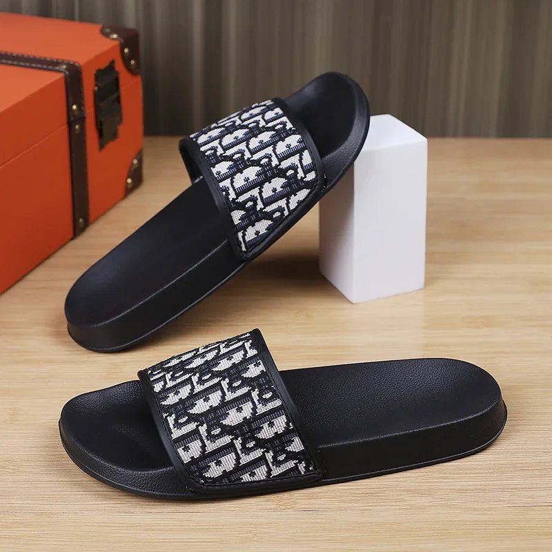 Soft Men's Slippers Man 2024 Men's Slide Slipper Summer Shoes 2024 Male Shoes Sneakers Flip-flops Comfortable Man Sandal House