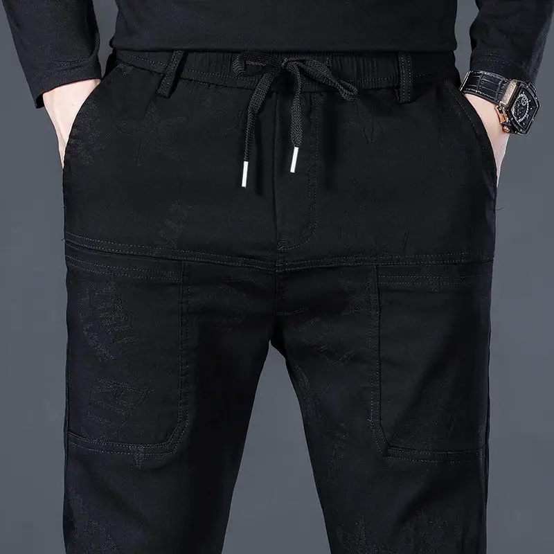 Pantaloni corti in Denim con coulisse elastica da uomo di moda 2023 tasche di tendenza estive impiombate pantaloni con stampa All-match vestiti maschili