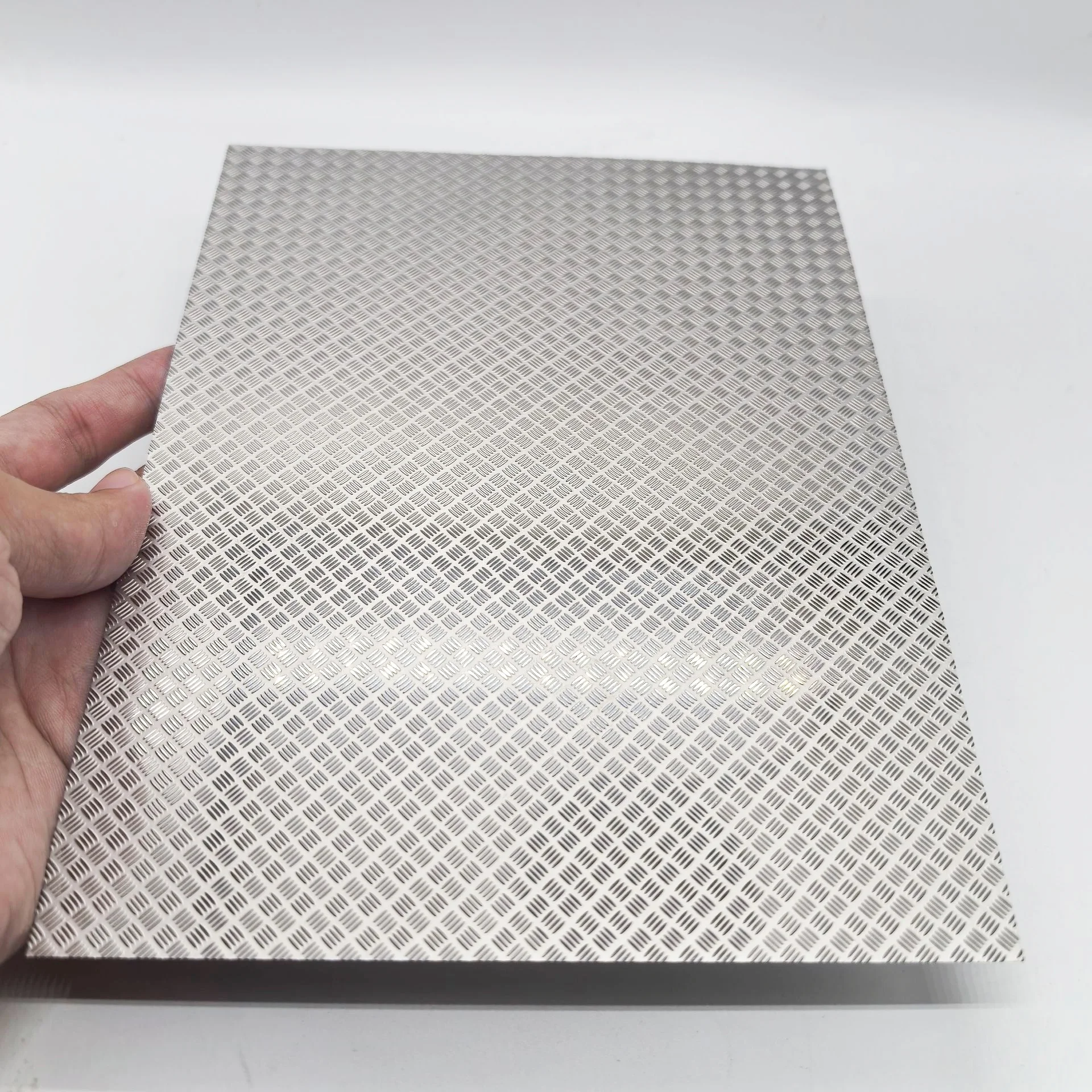 

RC 1/14 Simulated Metal Large Sliding Plate Silver for Scania 770s Benz 3363 Volvo Fh16 Man DIY Parts Toys