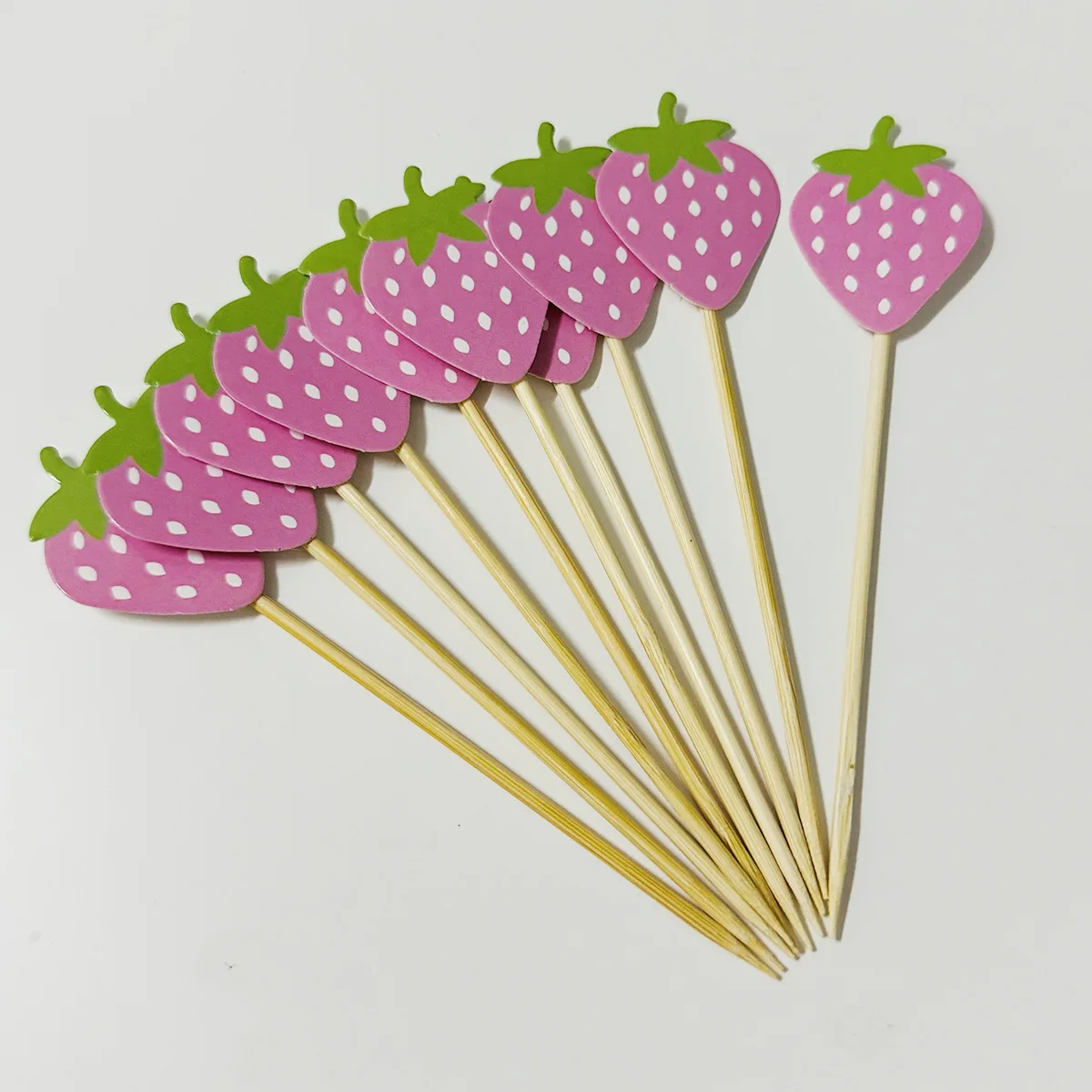 10 Stück Erdbeer-Cupcake-Topper mit Erdbeer-Thema, Kuchendekorationen für den Sommer, süße Frucht, Babyparty, Kindergeburtstag, Partyzubehör – Detail 3