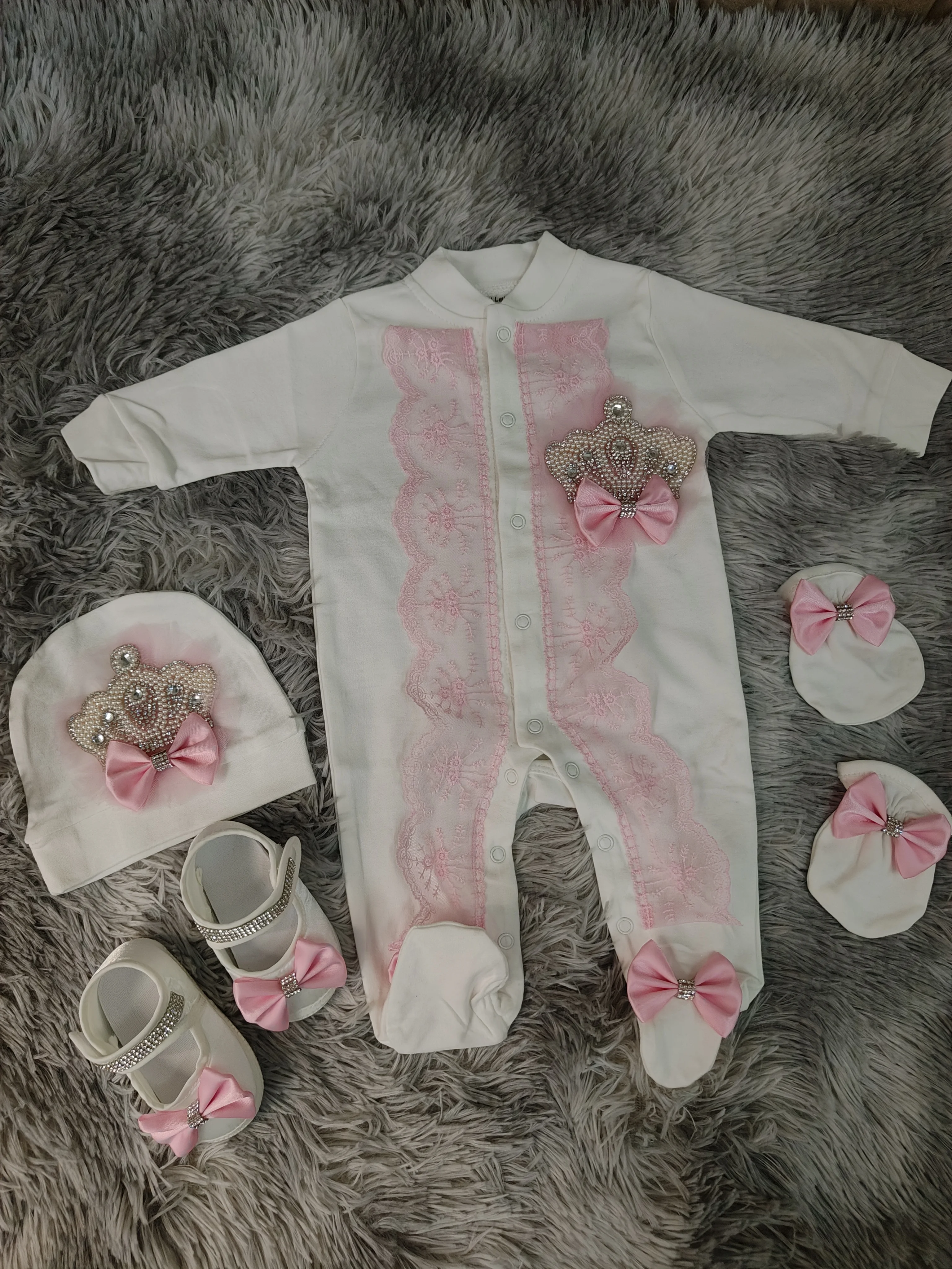 Sweet 4Pcs Baby Girl Romper Set Soft Breathable Cotton Pink Lace Bow Newborn 0-9 Months Daily Wear